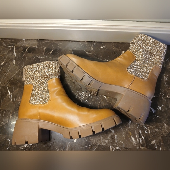 Universal Thread Brown Knit Winter Boots - Picture 5 of 12